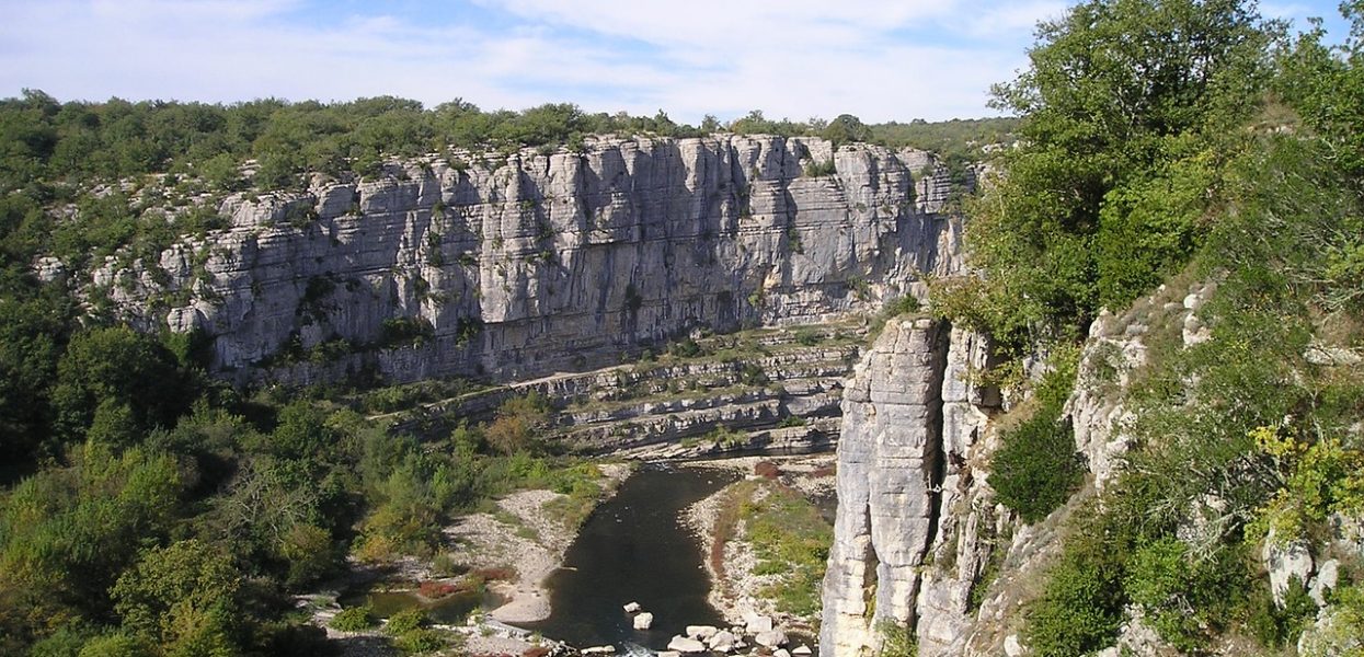 Vacances : pourquoi choisir l’Ardèche ? Vacances : pourquoi choisir l’Ardèche ?